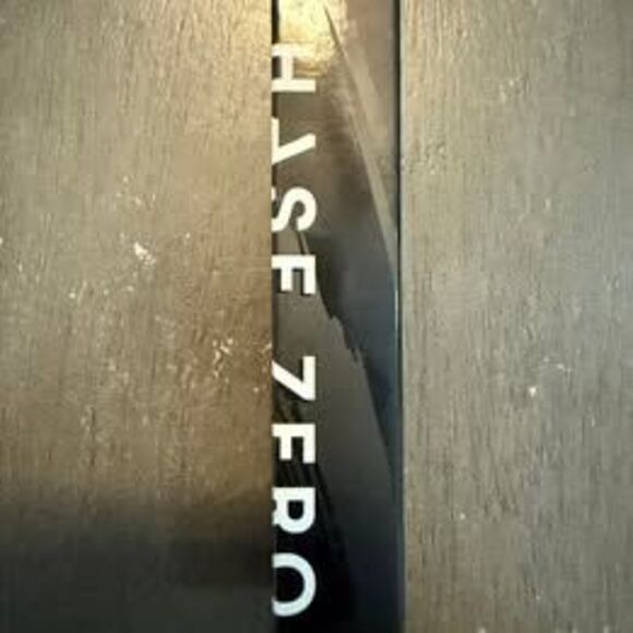 Phase Zero Matte Liquid Lipstick - Picture 5 of 5